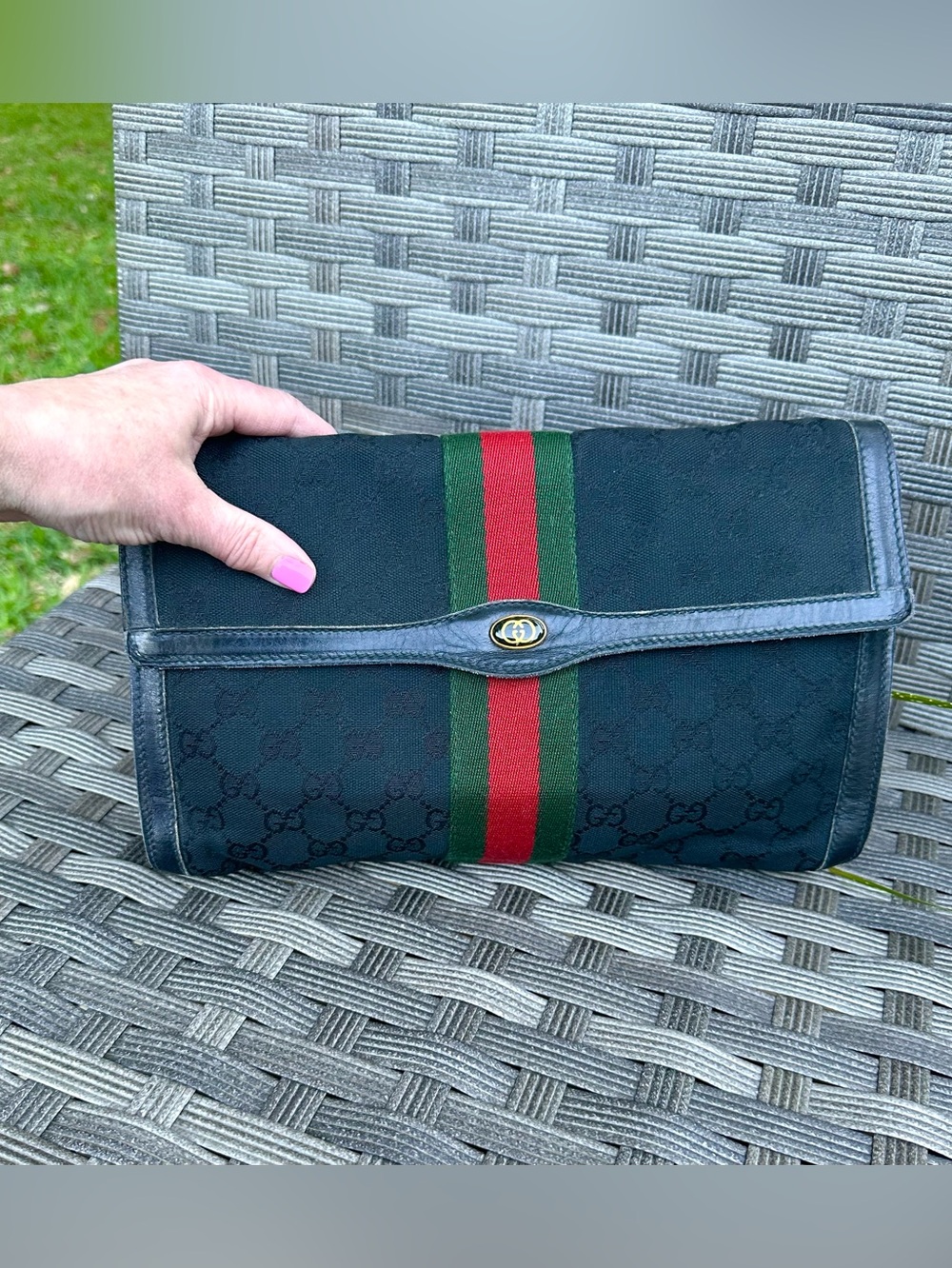 🖤 Vintage Gucci GG Canvas Web Crossbody or Clutch - Picture 4 of 14
